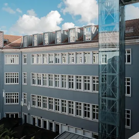 8 Building * ליסבון