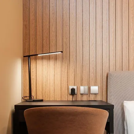 8 Building Διαμέρισμα *