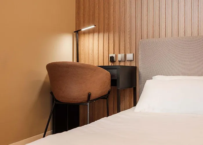 Διαμέρισμα 8 Building *