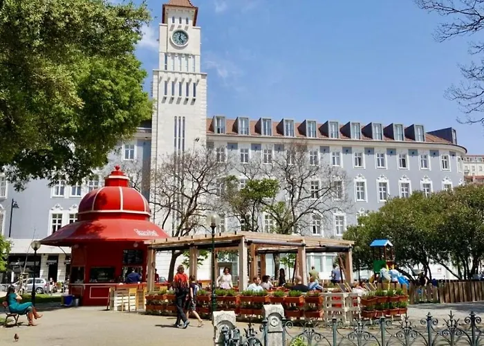 Διαμέρισμα 8 Building