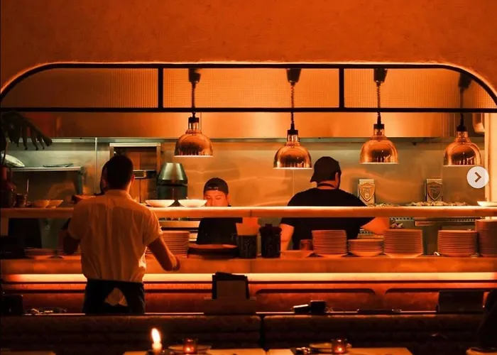 Διαμέρισμα 8 Building *