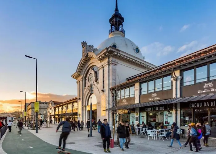 Διαμέρισμα 8 Building *