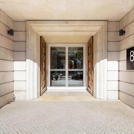 8 Building Apartment