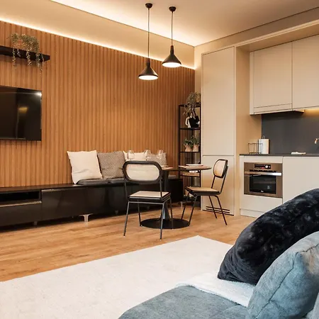 8 Building Apartment