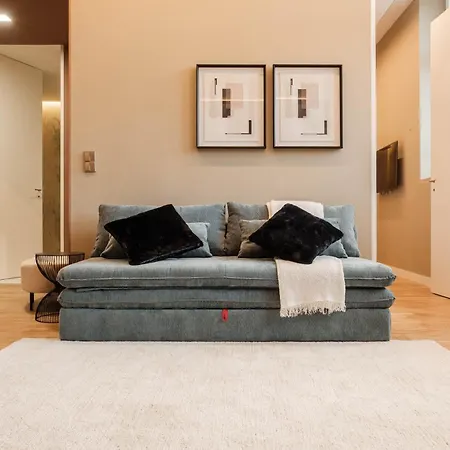 8 Building * Lizbona