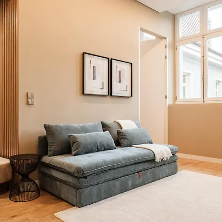 Apartman 8 Building *